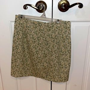 Aeropostale Green Floral Zip Up Skirt